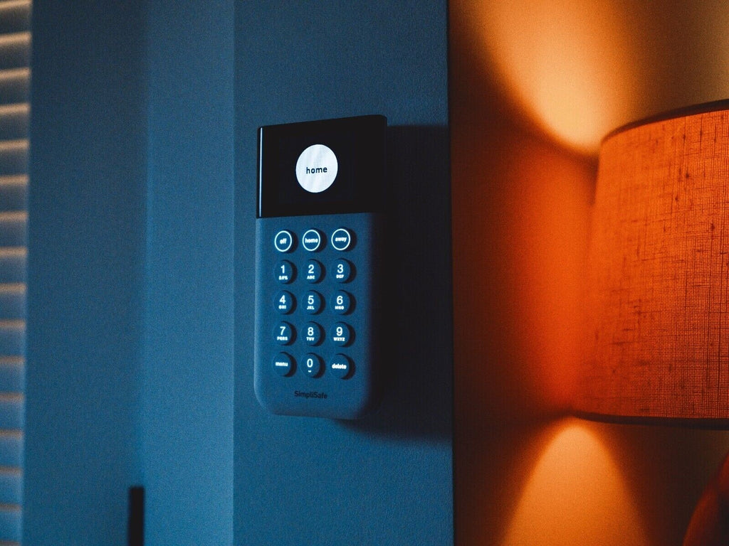 SimpliSafe 6 Piece Wireless Home Security System - White